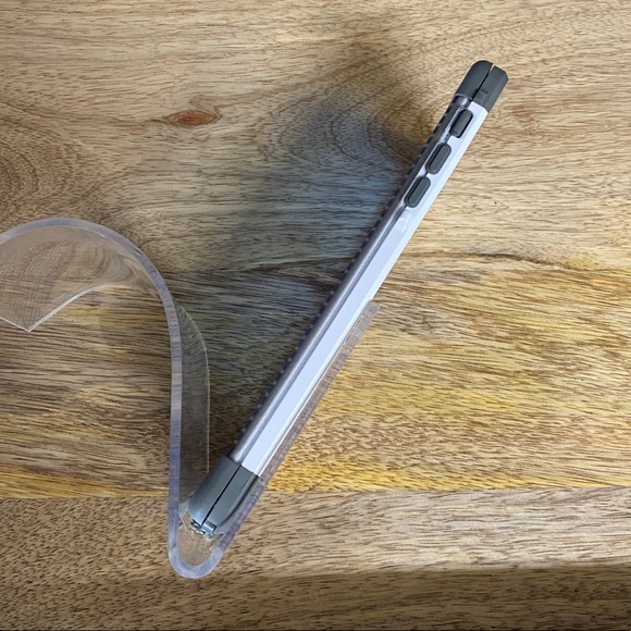 LifeProof NUUD Series case for iPhone 7plus - Picture 6 of 14